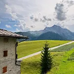 Отель Neider - Alpine Retreat Саурис